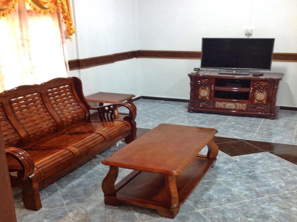 Nur Muslim Homestay At 코타바하루 외부 사진